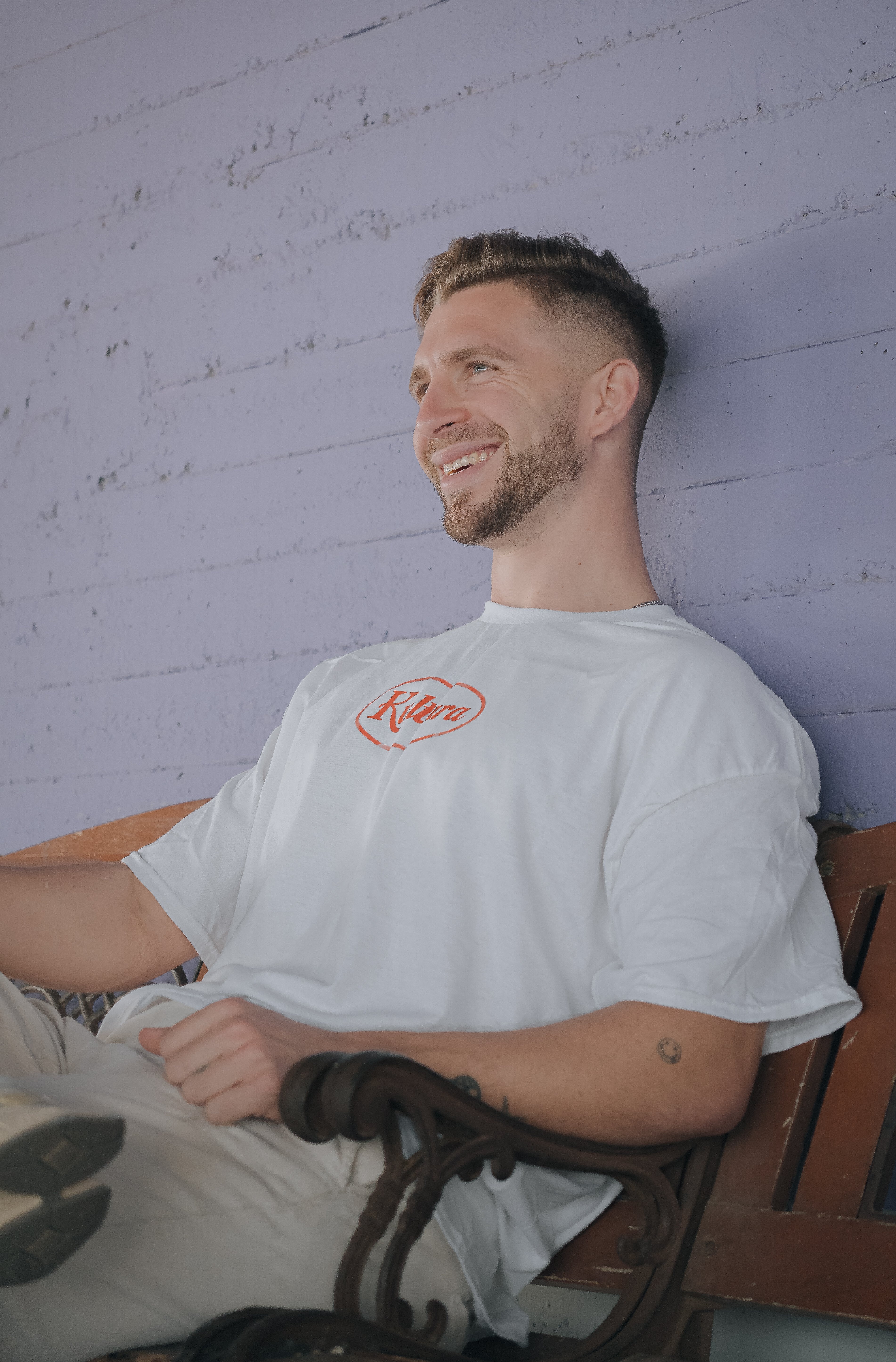 Kultura White Tee